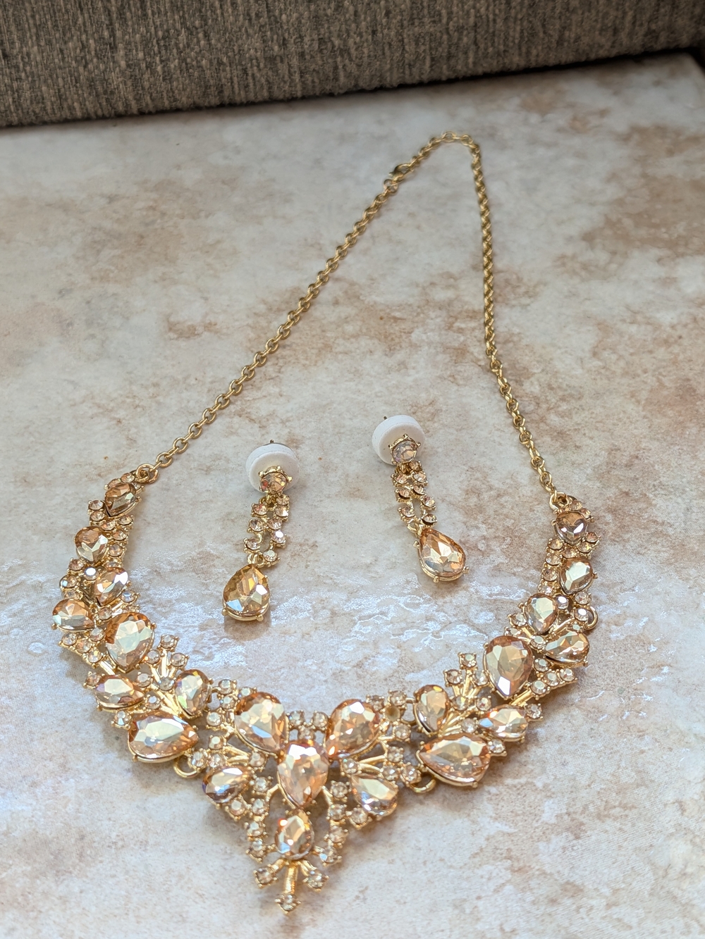 Gold Crystal Teardrop Statement Necklace and Drop Earrings Set New